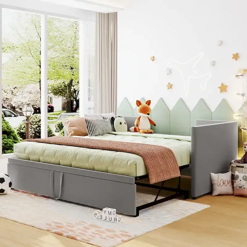 Twin Size Upholstered Daybed with Pop-Up Trundle �C Gray
