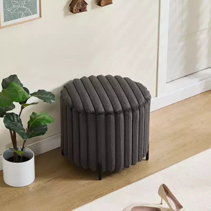 TUYOHW 19H Fluffy Pouf Ottoman with Metal Legs,Faux Fur Footrest Ottoman for Living Room,Wide Round Accent Stool,275lbs Capacity