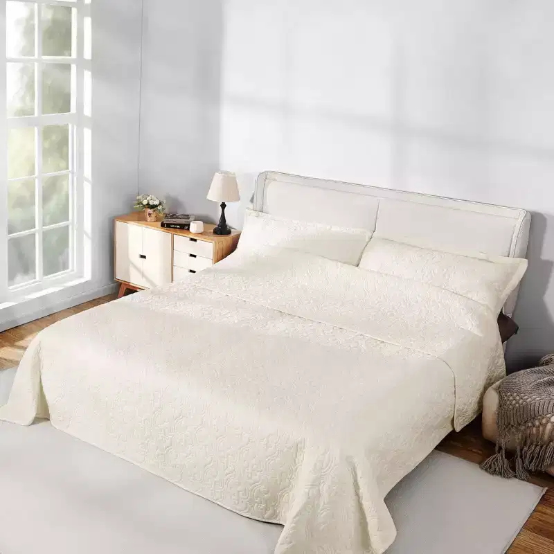 King Quilt Set 3 Piece Cotton Lightweight Bedspread All Season Comforter with Pillow Shams Beige