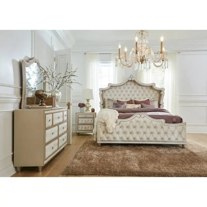 Justine Ivory and Camel Tufted 4-piece Bedroom Set