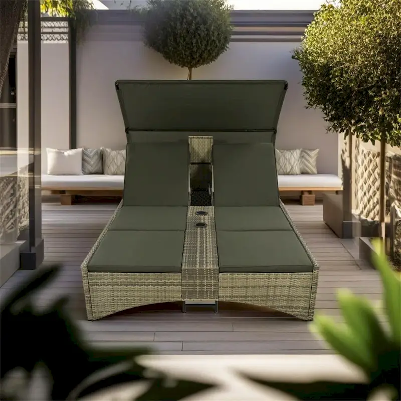 Daybed Outdoor Rattan Sun Lounger with Shelter Roof
