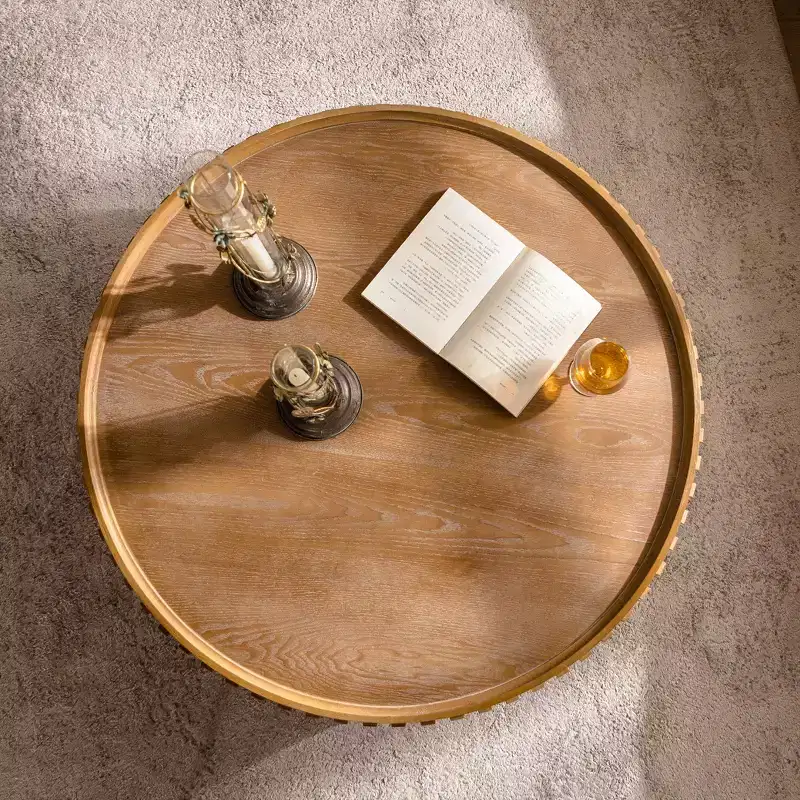 91,4 cm Round Wood Pedestal Coffee Table �C Fluted Relief, Mushroom Silhouette